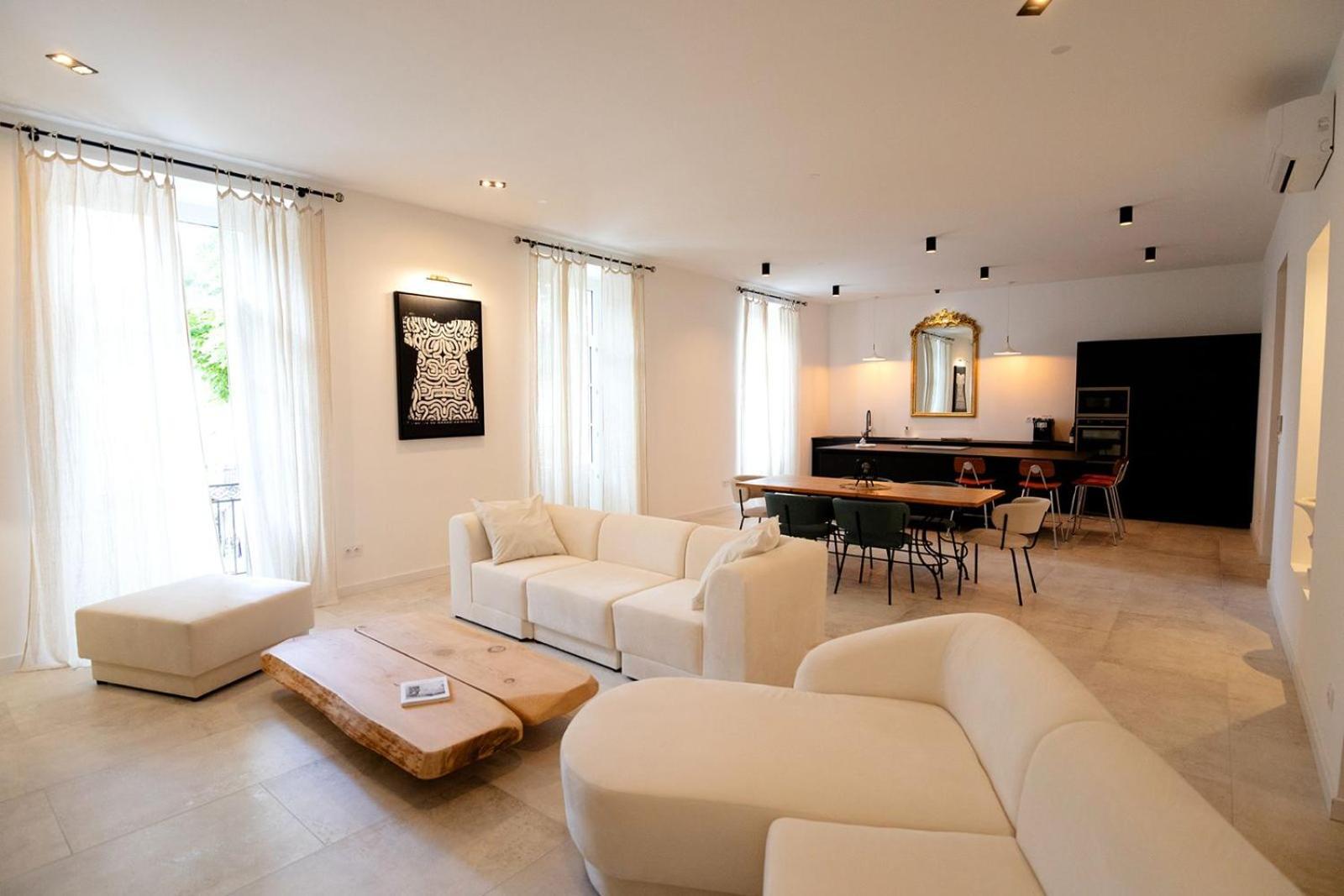 Appartement 120M2 Aubenas Exteriör bild